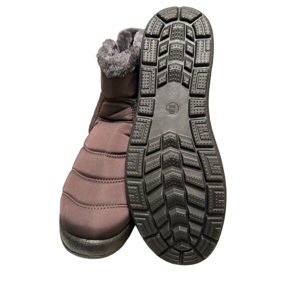 Hsyooes Women's Warm Fur Lined Snow Boots - Waterproof Booties - Black, Size 9.5 - Picture 10 of 11